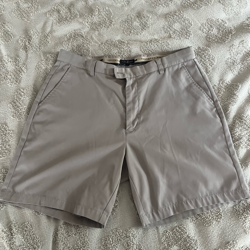 Men's grey Southern marsh shorts size 34”
